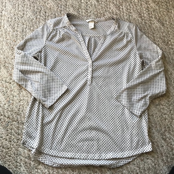 H&M Tops - | New Listing | Trendy Blouse